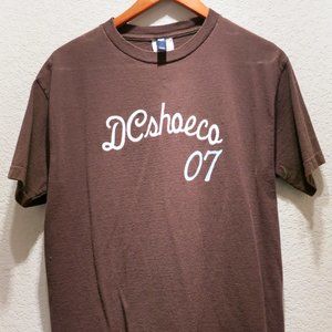 DC Vintage Skate T-Shirt, Medium, Brown